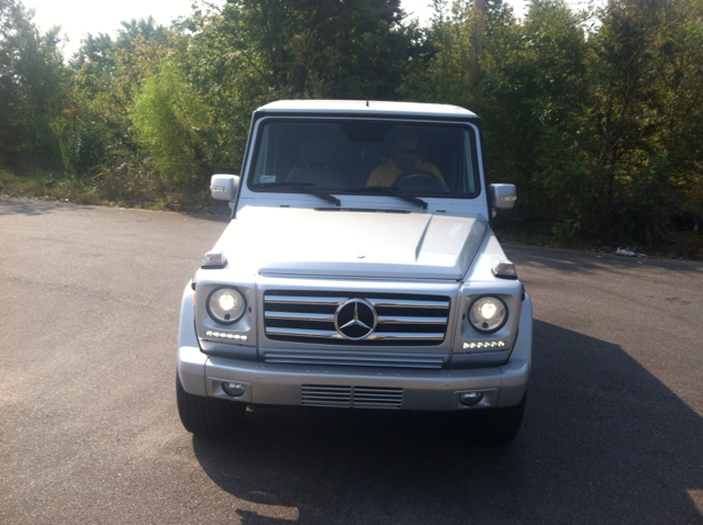 Mercedes-Benz G-Class 550i Sport SUV