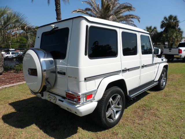Mercedes-Benz G-Class 2010 photo 3