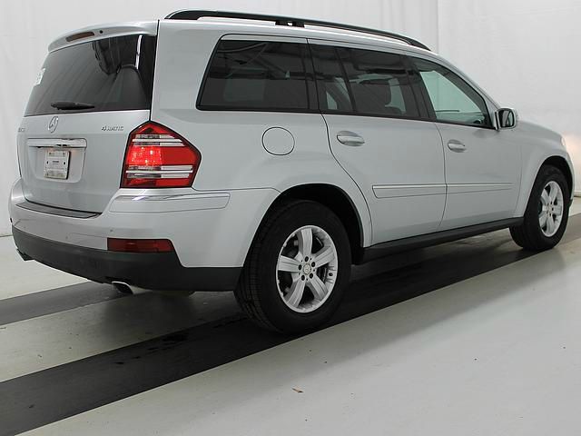 Mercedes-Benz GL-Class 2008 photo 2
