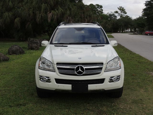 Mercedes-Benz GL-Class 2008 photo 111