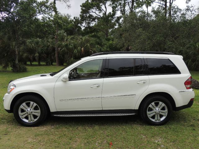 Mercedes-Benz GL-Class 2008 photo 144
