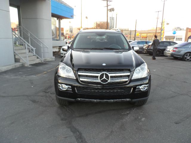 Mercedes-Benz GL-Class 2009 photo 2