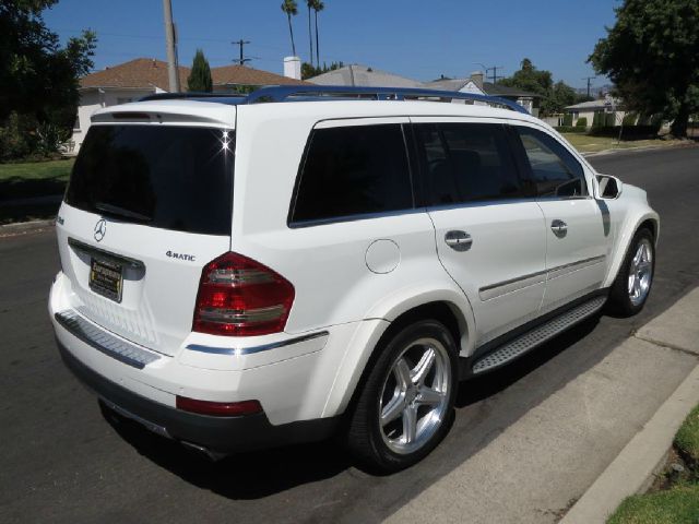 Mercedes-Benz GL-Class 2009 photo 1