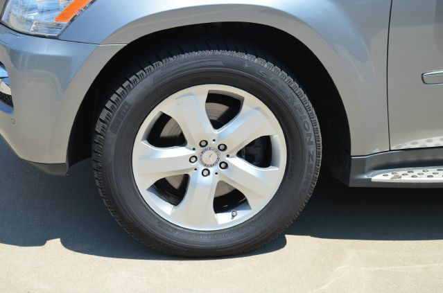 Mercedes-Benz GL-Class 2010 photo 3