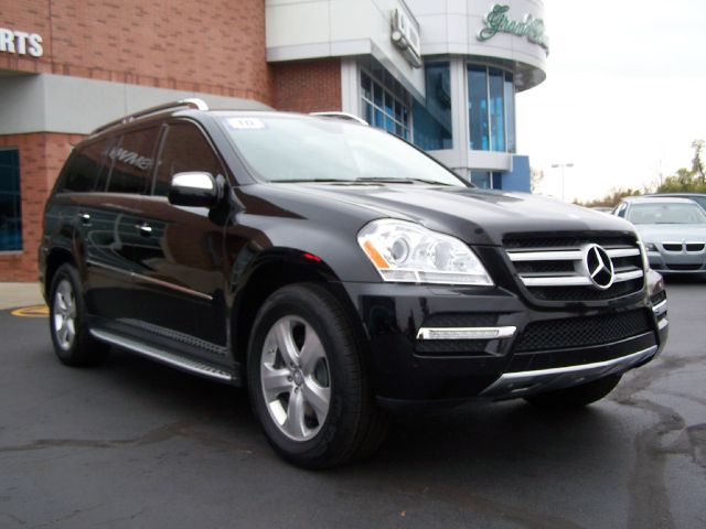 Mercedes-Benz GL-Class 2010 photo 1