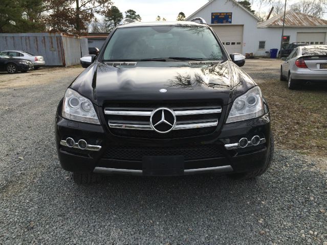 Mercedes-Benz GL-Class 2010 photo 1