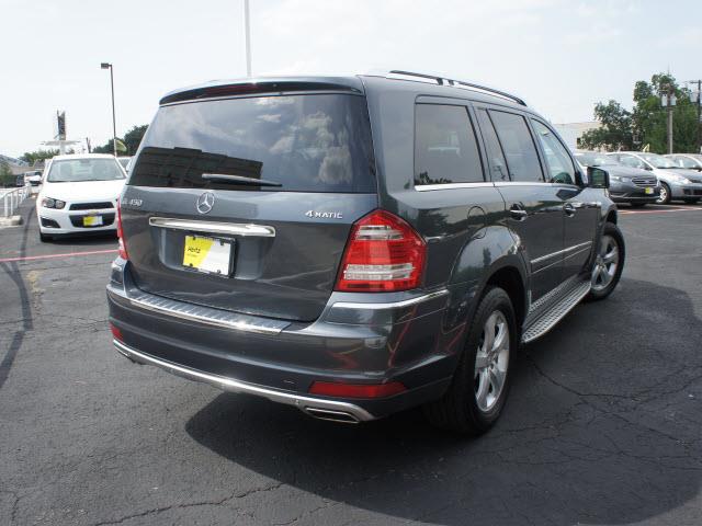 Mercedes-Benz GL-Class 2011 photo 4