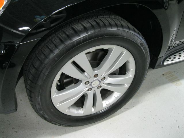 Mercedes-Benz GL-Class 2012 photo 1