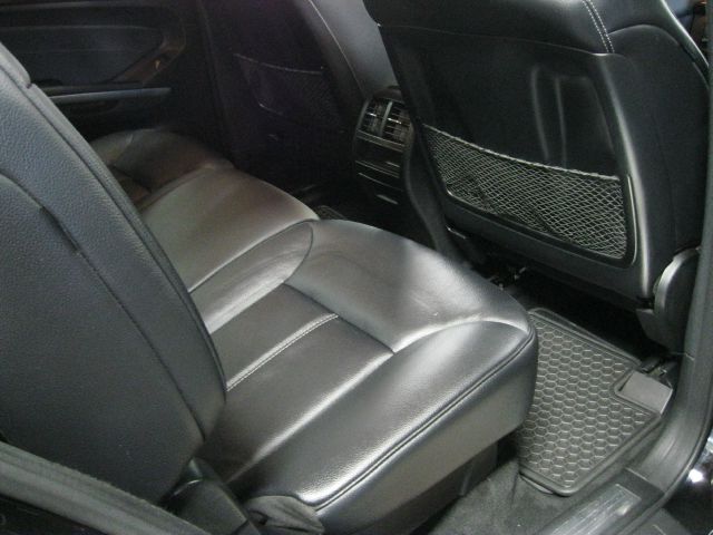 Mercedes-Benz GL-Class 2012 photo 12