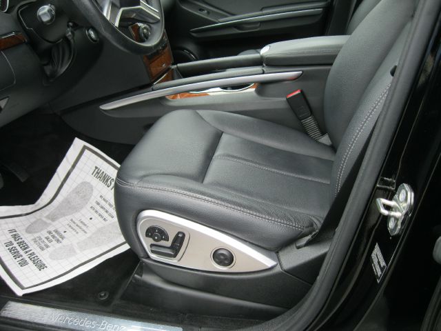 Mercedes-Benz GL-Class 2012 photo 14