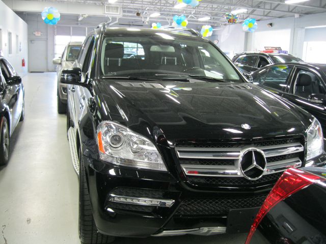 Mercedes-Benz GL-Class 2012 photo 17