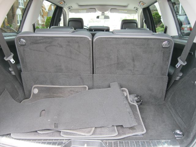 Mercedes-Benz GL-Class 2012 photo 18