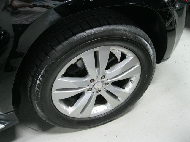 Mercedes-Benz GL-Class 2012 photo 2