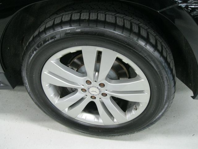 Mercedes-Benz GL-Class 2012 photo 5