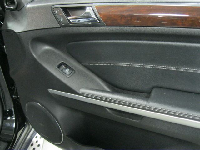 Mercedes-Benz GL-Class 2012 photo 6