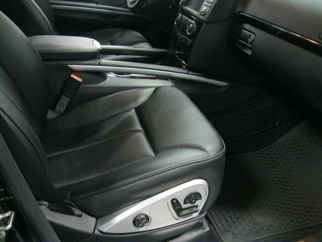 Mercedes-Benz GL-Class 2012 photo 7