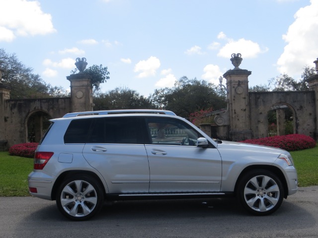 Mercedes-Benz GLK-Class 2010 photo 3