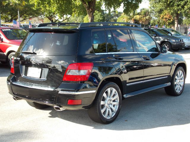 Mercedes-Benz GLK-Class 2010 photo 3