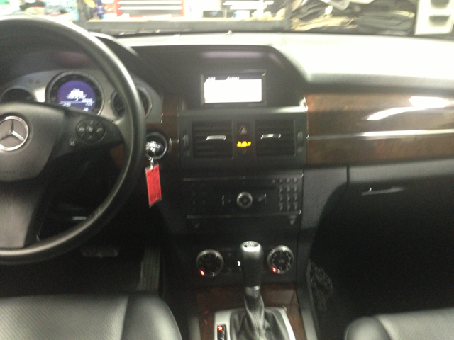 Mercedes-Benz GLK-Class 2010 photo 6