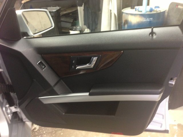 Mercedes-Benz GLK-Class 2010 photo 8