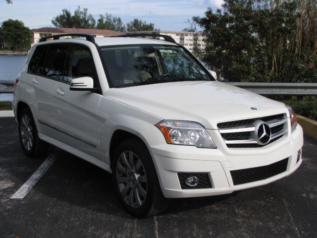 Mercedes-Benz GLK-Class 2011 photo 1