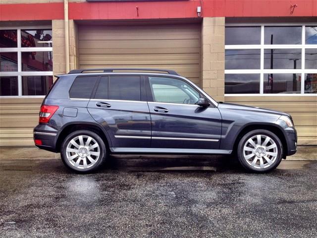 Mercedes-Benz GLK-Class C230 1.8K SUV