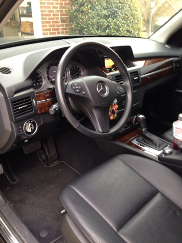 Mercedes-Benz GLK-Class 2012 photo 2