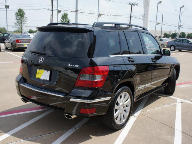 Mercedes-Benz GLK-Class 2012 photo 2