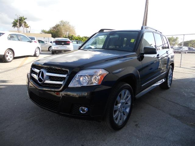 Mercedes-Benz GLK Class 2010 photo 1