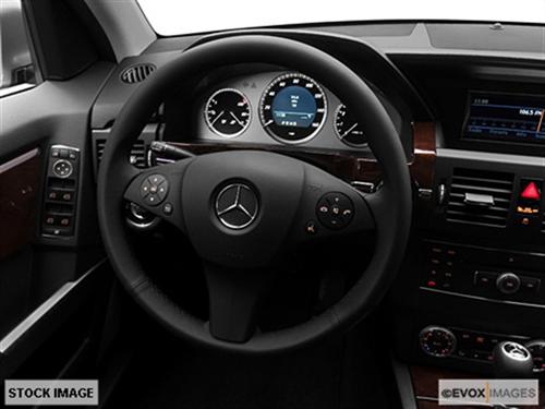 Mercedes-Benz GLK Class 2011 photo 4