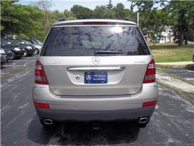 Mercedes-Benz GL Class 2009 photo 5