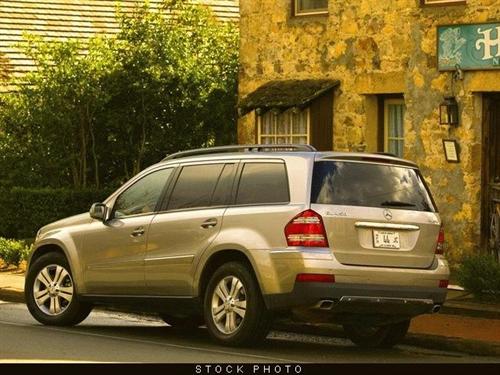 Mercedes-Benz GL Class 2009 photo 3