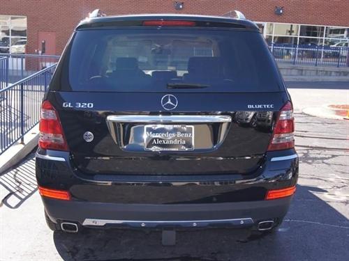 Mercedes-Benz GL Class 2009 photo 2