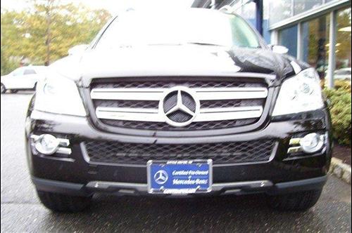 Mercedes-Benz GL Class 2009 photo 2
