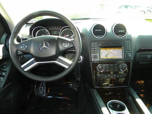 Mercedes-Benz GL Class 2011 photo 5