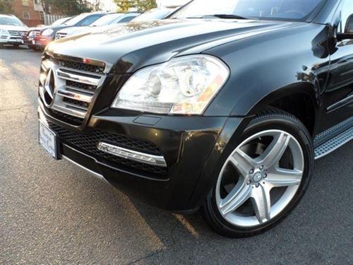 Mercedes-Benz GL Class 2011 photo 2