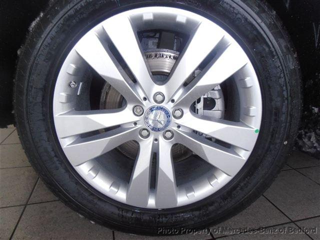 Mercedes-Benz GL Class 2012 photo 3