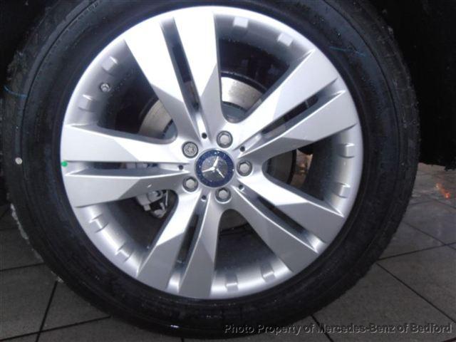 Mercedes-Benz GL Class 2012 photo 4