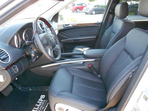 Mercedes-Benz GL Class 2012 photo 4