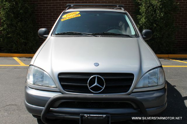 Mercedes-Benz M-Class 1998 photo 3