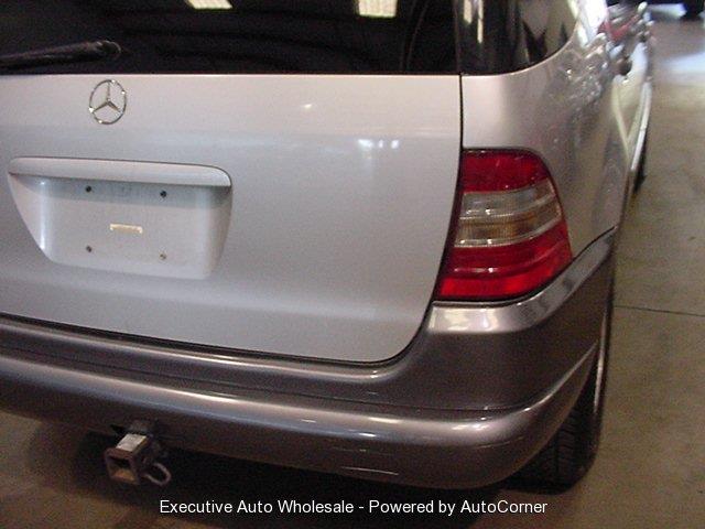Mercedes-Benz M-Class 1998 photo 9