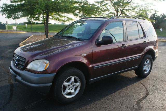 Mercedes-Benz M-Class 1998 photo 4