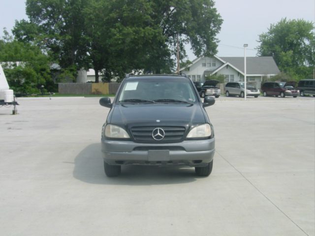 Mercedes-Benz M-Class 1999 photo 1