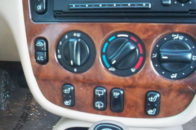 Mercedes-Benz M-Class 2000 photo 3