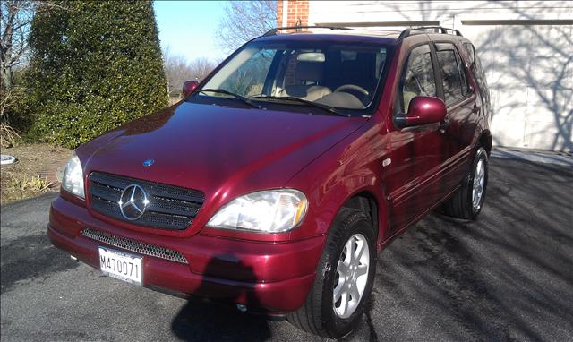 Mercedes-Benz M-Class Unknown SUV