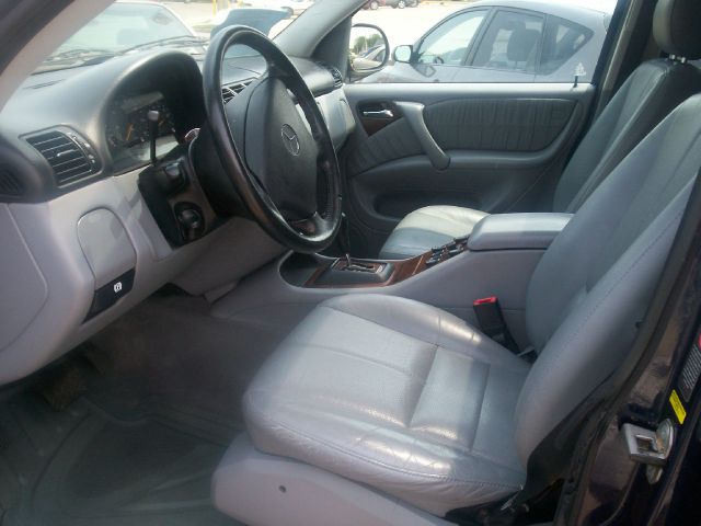 Mercedes-Benz M-Class 2000 photo 4