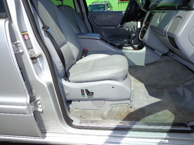 Mercedes-Benz M-Class 2001 photo 4