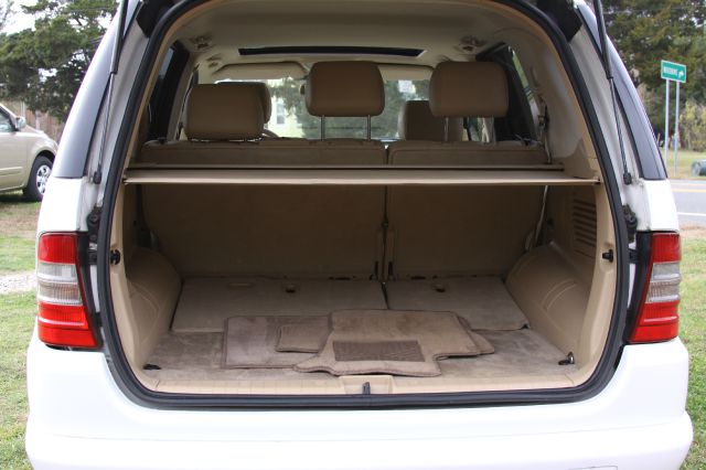 Mercedes-Benz M-Class 2001 photo 4