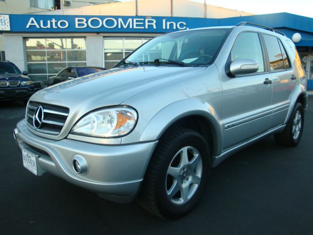 Mercedes-Benz M-Class AWD Wagon Automatic VERY NICE SUV