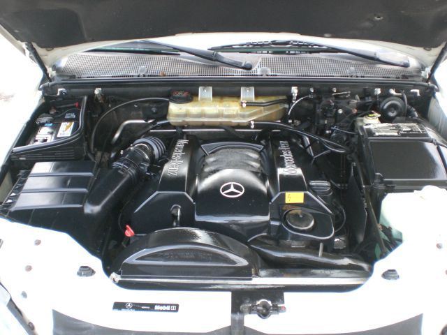 Mercedes-Benz M-Class 2002 photo 1